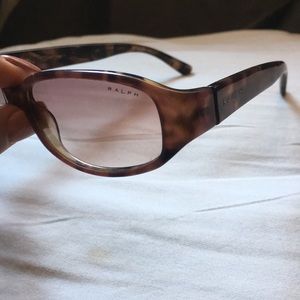 Small vintage sunglasses!
